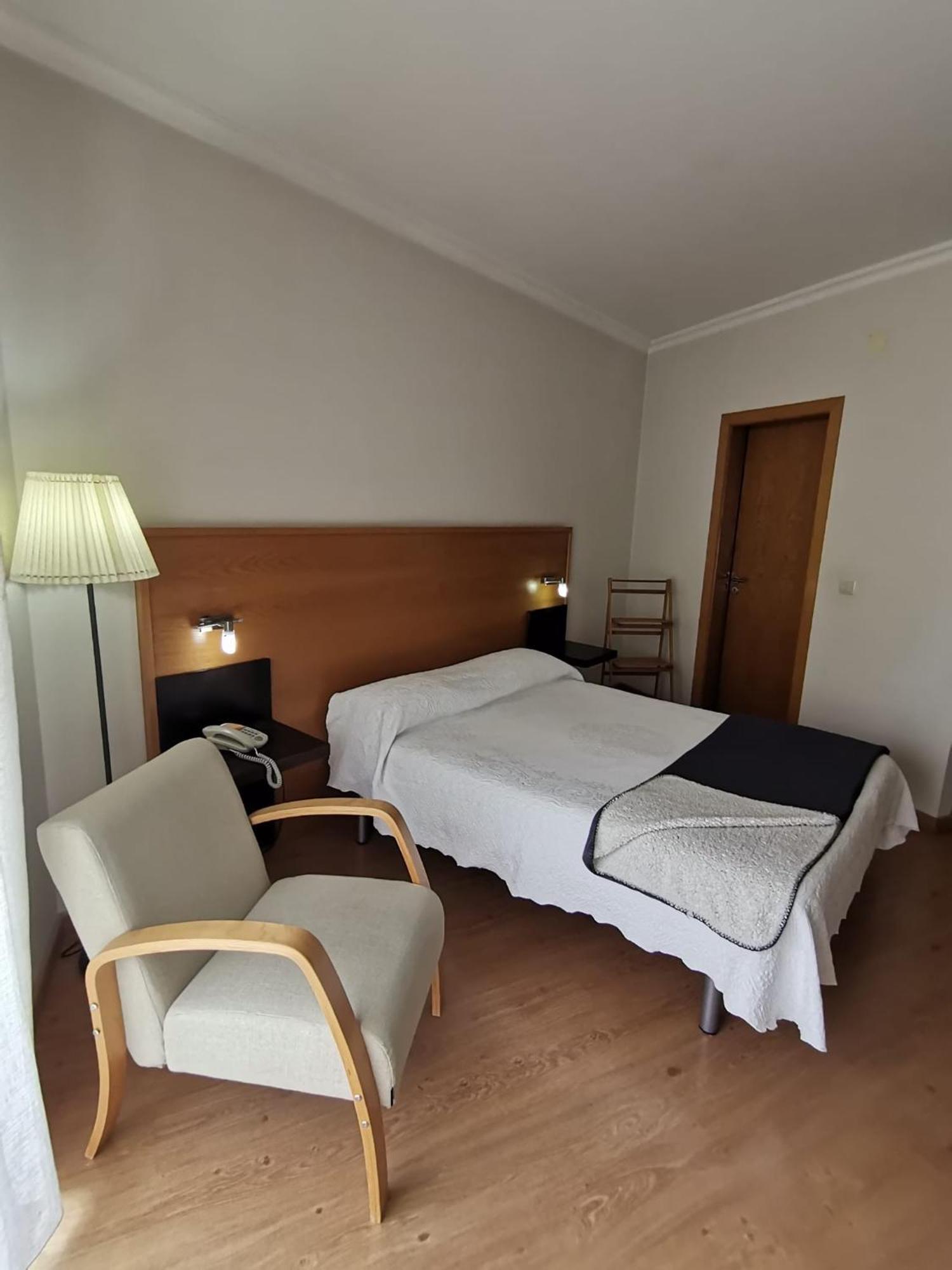 Hotel Covilha Jardim Esterno foto